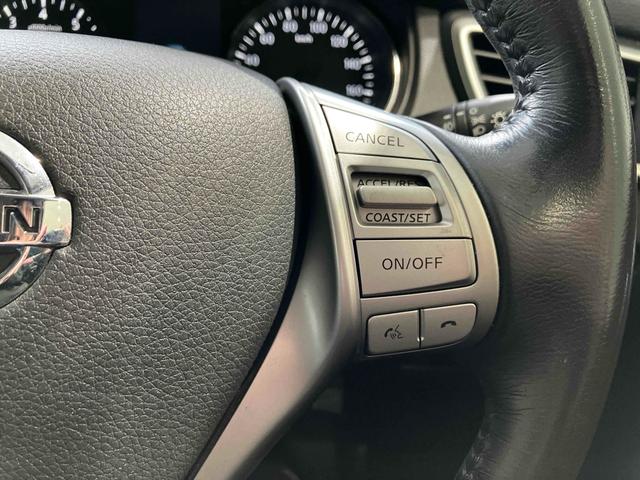 エクストレイル ２０Ｘｔｔ　エマージェンシーブレーキパッケージ　４ＷＤ　ＥＴＣ　全周囲カメラ　クリアランスソナー　オートクルーズコントロール　衝突被害軽減システム　ナビ　ＴＶ　オートライト　ＬＥＤヘッドランプ　電動リアゲート　アルミホイール　スマートキー（10枚目）