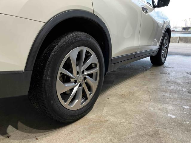 エクストレイル ２０Ｘｔｔ　エマージェンシーブレーキパッケージ　４ＷＤ　ＥＴＣ　全周囲カメラ　クリアランスソナー　オートクルーズコントロール　衝突被害軽減システム　ナビ　ＴＶ　オートライト　ＬＥＤヘッドランプ　電動リアゲート　アルミホイール　スマートキー（20枚目）