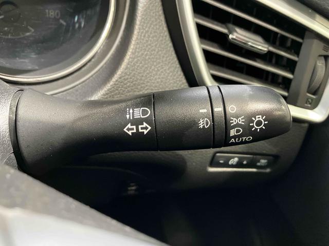 エクストレイル ２０Ｘｔｔ　エマージェンシーブレーキパッケージ　４ＷＤ　ＥＴＣ　全周囲カメラ　クリアランスソナー　オートクルーズコントロール　衝突被害軽減システム　ナビ　ＴＶ　オートライト　ＬＥＤヘッドランプ　電動リアゲート　アルミホイール　スマートキー（25枚目）