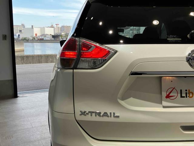 エクストレイル ２０Ｘｔｔ　エマージェンシーブレーキパッケージ　４ＷＤ　ＥＴＣ　全周囲カメラ　クリアランスソナー　オートクルーズコントロール　衝突被害軽減システム　ナビ　ＴＶ　オートライト　ＬＥＤヘッドランプ　電動リアゲート　アルミホイール　スマートキー（35枚目）