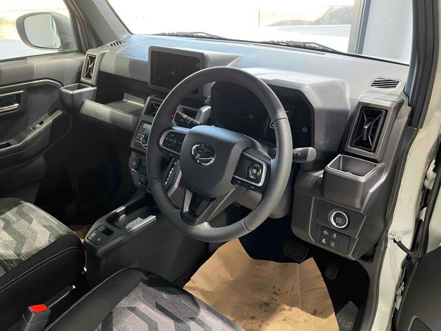 タフト Ｇ　クロムベンチャー　バックカメラ　クリアランスソナー　オートクルーズコントロール　衝突被害軽減システム　オートライト　スマートキー　アイドリングストップ　電動格納ミラー　シートヒーター　サンルーフ　ＣＶＴ　ＡＢＳ　ＥＳＣ（51枚目）