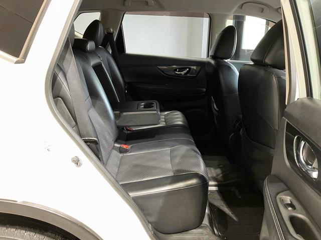 エクストレイル ２０Ｘ　エマージェンシーブレーキパッケージ　ＥＴＣ　バックカメラ　クリアランスソナー　衝突被害軽減システム　オートライト　アルミホイール　スマートキー　アイドリングストップ　電動格納ミラー　シートヒーター　ＣＶＴ　盗難防止システム（34枚目）