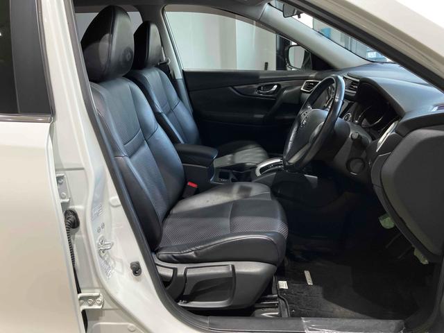 エクストレイル ２０Ｘ　エマージェンシーブレーキパッケージ　ＥＴＣ　バックカメラ　クリアランスソナー　衝突被害軽減システム　オートライト　アルミホイール　スマートキー　アイドリングストップ　電動格納ミラー　シートヒーター　ＣＶＴ　盗難防止システム（42枚目）