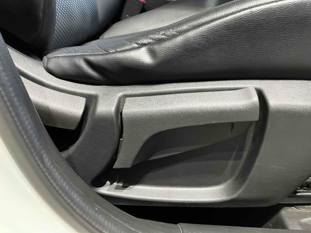 エクストレイル ２０Ｘ　エマージェンシーブレーキパッケージ　ＥＴＣ　バックカメラ　クリアランスソナー　衝突被害軽減システム　オートライト　アルミホイール　スマートキー　アイドリングストップ　電動格納ミラー　シートヒーター　ＣＶＴ　盗難防止システム（43枚目）