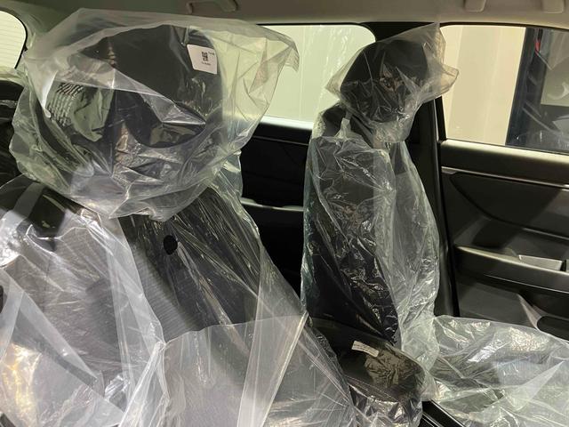 ＷＲ－Ｖ Ｘ　バックカメラ　クリアランスソナー　オートクルーズコントロール　レーンアシスト　衝突被害軽減システム　オートライト　ＬＥＤヘッドランプ　スマートキー　電動格納ミラー　ＣＶＴ　盗難防止システム　ＵＳＢ（27枚目）