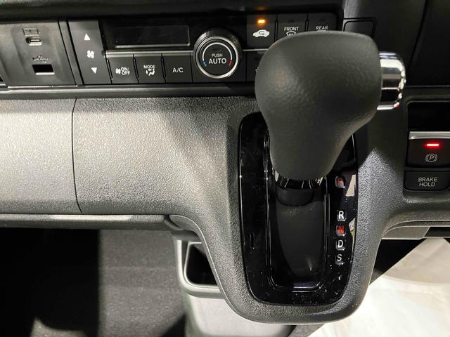 Ｎ－ＢＯＸカスタム ターボ　バックカメラ　両側電動スライドドア　クリアランスソナー　オートクルーズコントロール　レーンアシスト　オートライト　スマートキー　電動格納ミラー　シートヒーター　ＣＶＴ　ＥＳＣ　チップアップシート（6枚目）