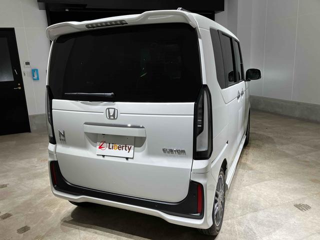 Ｎ－ＢＯＸカスタム ターボ　バックカメラ　両側電動スライドドア　クリアランスソナー　オートクルーズコントロール　レーンアシスト　オートライト　スマートキー　電動格納ミラー　シートヒーター　ＣＶＴ　ＥＳＣ　チップアップシート（15枚目）