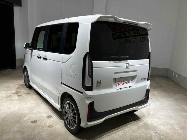 Ｎ－ＢＯＸカスタム ターボ　バックカメラ　両側電動スライドドア　クリアランスソナー　オートクルーズコントロール　レーンアシスト　オートライト　スマートキー　電動格納ミラー　シートヒーター　ＣＶＴ　ＥＳＣ　チップアップシート（17枚目）