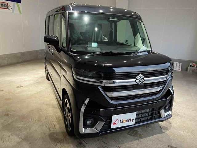 スペーシアカスタム ハイブリッドＸＳ　両側電動スライドドア　クルーズコントロール　純正アルミホイール　後席オットマン　ＬＥＤヘッドライト　レーンアシスト　オートライト　スマートキー　アイドリングストップ　シートヒーター　電子パーキング（8枚目）