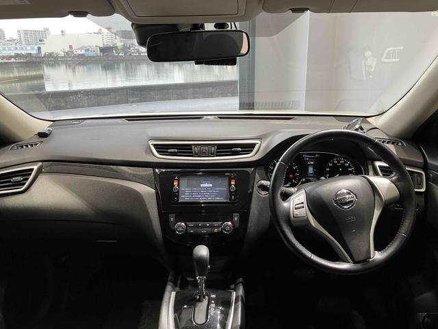 エクストレイル ２０Ｘ　ハイブリッド　エマージェンシーブレーキＰ　４ＷＤ　ドライブレコーダー　ＥＴＣ　バックカメラ　クリアランスソナー　衝突被害軽減システム　オートライト　ＬＥＤヘッドランプ　アルミホイール　スマートキー　シートヒーター　ＣＶＴ　盗難防止システム（5枚目）