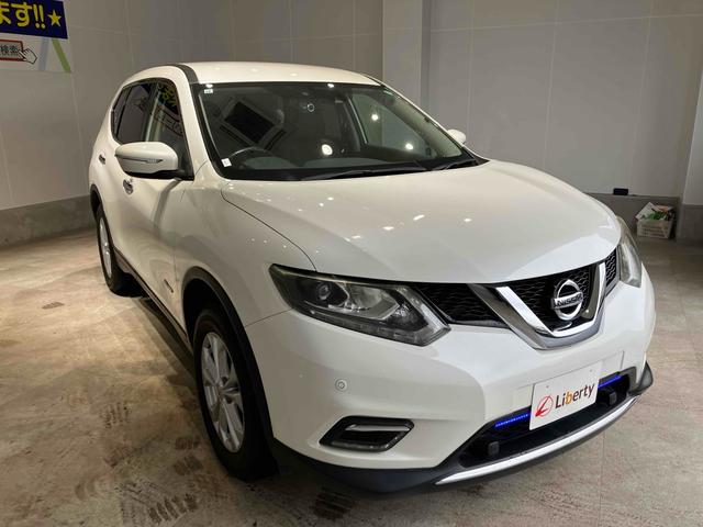 エクストレイル ２０Ｘ　ハイブリッド　エマージェンシーブレーキＰ　４ＷＤ　ドライブレコーダー　ＥＴＣ　バックカメラ　クリアランスソナー　衝突被害軽減システム　オートライト　ＬＥＤヘッドランプ　アルミホイール　スマートキー　シートヒーター　ＣＶＴ　盗難防止システム（17枚目）