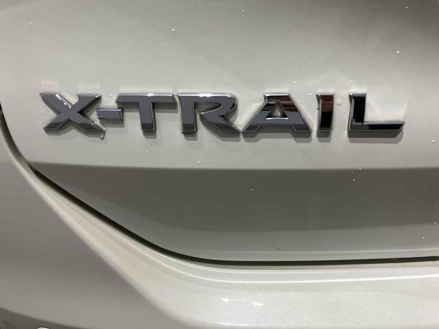 エクストレイル ２０Ｘ　ハイブリッド　エマージェンシーブレーキＰ　４ＷＤ　ドライブレコーダー　ＥＴＣ　バックカメラ　クリアランスソナー　衝突被害軽減システム　オートライト　ＬＥＤヘッドランプ　アルミホイール　スマートキー　シートヒーター　ＣＶＴ　盗難防止システム（28枚目）