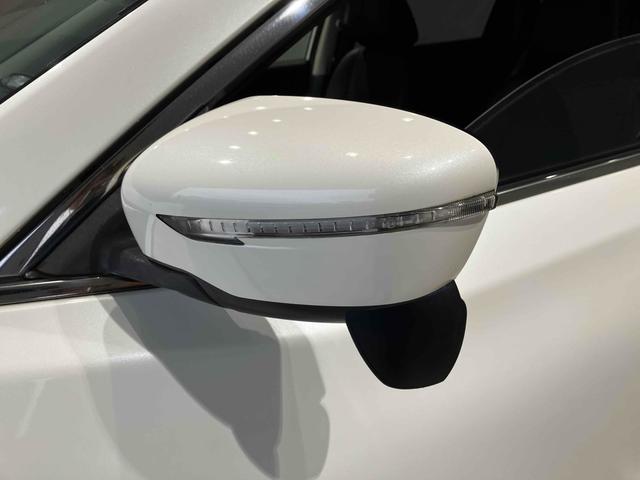 エクストレイル ２０Ｘ　ハイブリッド　エマージェンシーブレーキＰ　４ＷＤ　ドライブレコーダー　ＥＴＣ　バックカメラ　クリアランスソナー　衝突被害軽減システム　オートライト　ＬＥＤヘッドランプ　アルミホイール　スマートキー　シートヒーター　ＣＶＴ　盗難防止システム（41枚目）