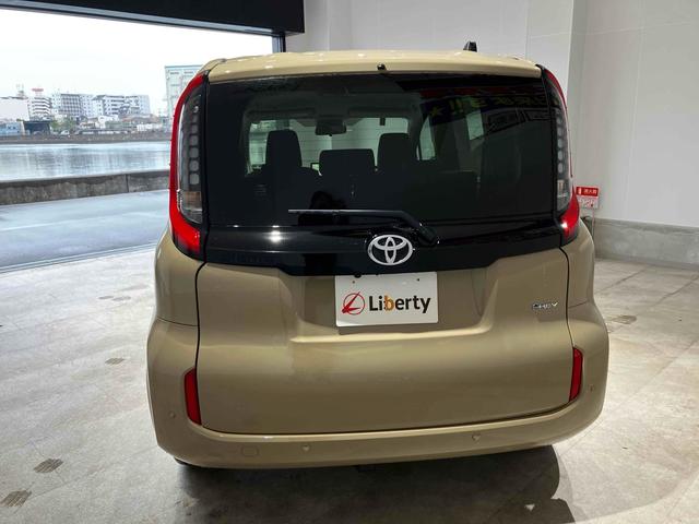 シエンタ ハイブリッドＺ　全周囲カメラ　ナビ　ＴＶ　クリアランスソナー　オートクルーズコントロール　レーンアシスト　衝突被害軽減システム　両側電動スライドドア　オートマチックハイビーム　オートライト　ＬＥＤヘッドランプ（17枚目）