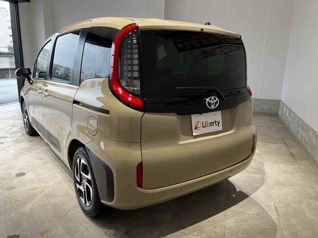 シエンタ ハイブリッドＺ　全周囲カメラ　ナビ　ＴＶ　クリアランスソナー　オートクルーズコントロール　レーンアシスト　衝突被害軽減システム　両側電動スライドドア　オートマチックハイビーム　オートライト　ＬＥＤヘッドランプ（18枚目）