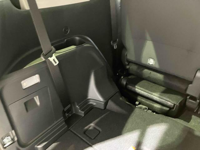 シエンタ ハイブリッドＺ　全周囲カメラ　ナビ　ＴＶ　クリアランスソナー　オートクルーズコントロール　レーンアシスト　衝突被害軽減システム　両側電動スライドドア　オートマチックハイビーム　オートライト　ＬＥＤヘッドランプ（21枚目）