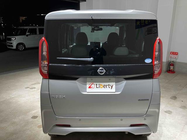 ルークス Ｘ　ＥＴＣ　全周囲カメラ　両側スライド・片側電動　ＴＶ　オートライト　スマートキー　アイドリングストップ　ＣＶＴ　ＥＳＣ　Ｂｌｕｅｔｏｏｔｈ　エアコン　パワーステアリング　パワーウィンドウ（19枚目）