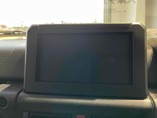 ジムニー ＸＣ　４ＷＤ　クリアランスソナー　オートクルーズコントロール　レーンアシスト　衝突被害軽減システム　オートライト　ヘッドライトウォッシャー　スマートキー　アイドリングストップ　電動格納ミラー　シートヒーター（7枚目）