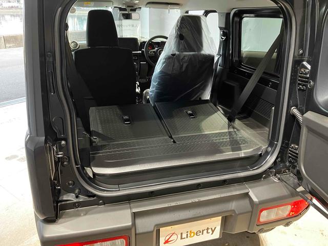 ジムニー ＸＣ　４ＷＤ　クリアランスソナー　オートクルーズコントロール　レーンアシスト　衝突被害軽減システム　オートライト　ヘッドライトウォッシャー　スマートキー　アイドリングストップ　電動格納ミラー　シートヒーター（25枚目）