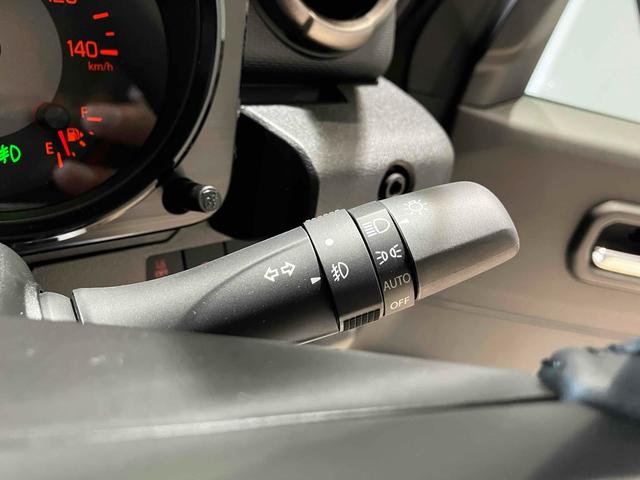 ジムニー ＸＣ　４ＷＤ　クリアランスソナー　オートクルーズコントロール　レーンアシスト　衝突被害軽減システム　オートライト　ヘッドライトウォッシャー　スマートキー　アイドリングストップ　電動格納ミラー　シートヒーター（51枚目）