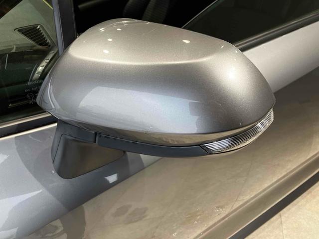 カローラスポーツ ハイブリッドＧ　スタイル　５０ミリオンエディション　クリアランスソナー　オートクルーズコントロール　レーンアシスト　衝突被害軽減システム　アルミホイール　オートマチックハイビーム　オートライト　ＬＥＤヘッドランプ　スマートキー　ＣＶＴ　盗難防止システム（44枚目）