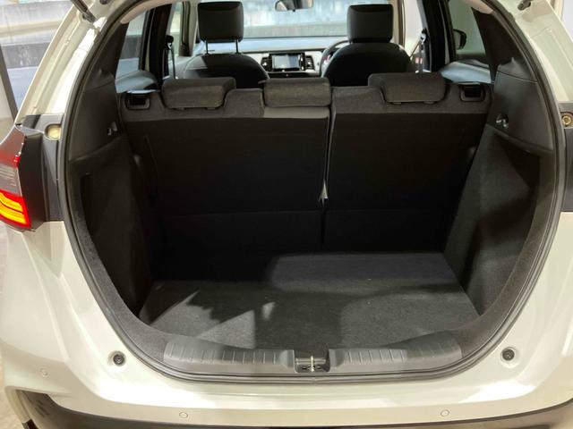フィット ＲＳ　ＥＴＣ　バックカメラ　ナビ　ＴＶ　クリアランスソナー　オートクルーズコントロール　レーンアシスト　衝突被害軽減システム　アルミホイール　オートライト　ＬＥＤヘッドランプ　スマートキー　ＣＶＴ（21枚目）