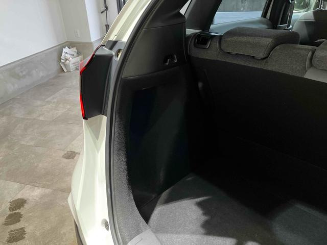 フィット ＲＳ　ＥＴＣ　バックカメラ　ナビ　ＴＶ　クリアランスソナー　オートクルーズコントロール　レーンアシスト　衝突被害軽減システム　アルミホイール　オートライト　ＬＥＤヘッドランプ　スマートキー　ＣＶＴ（38枚目）