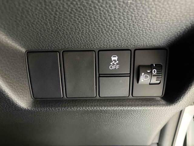 フィット ＲＳ　ＥＴＣ　バックカメラ　ナビ　ＴＶ　クリアランスソナー　オートクルーズコントロール　レーンアシスト　衝突被害軽減システム　アルミホイール　オートライト　ＬＥＤヘッドランプ　スマートキー　ＣＶＴ（49枚目）