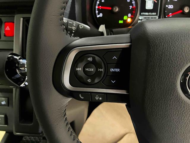 タフト Ｇ　クロムベンチャー　バックカメラ　クリアランスソナー　オートクルーズコントロール　衝突被害軽減システム　オートライト　スマートキー　アイドリングストップ　シートヒーター　サンルーフ　ＣＶＴ　ＥＳＣ　アルミホイール（11枚目）