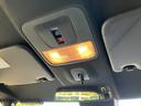 　届出済未使用車　純正ＯＰフロントグリル　ＬＥＤフォグライト　両側電動スライドドア　純正フロアマット　ドアバイザー　踏み間違い防止装置　アダプティブクルーズコントロール　レーンキープ　スマートキー（27枚目）
