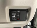 N-BOX ベースグレード HondaSENSING 片側電動スライドドア アダプティブクルーズコントロール 電子パーキング オートブレーキホールド スマートキー LEDヘッドライト 前席シートヒーター ロールサンシェード(5枚目)