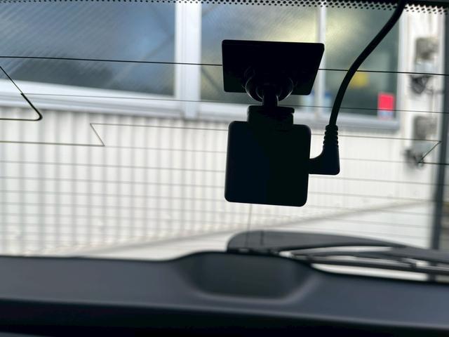 ＮＸ ＮＸ３５０ｈ　Ｆスポーツ　ホワイトレザーシート　ドライブレコーダー　全周囲カメラ　クリアランスソナー　オートクルーズコントロール　レーンアシスト　パークアシスト　衝突被害軽減システム　サンルーフ　ナビ　オートマチックハイビーム（19枚目）
