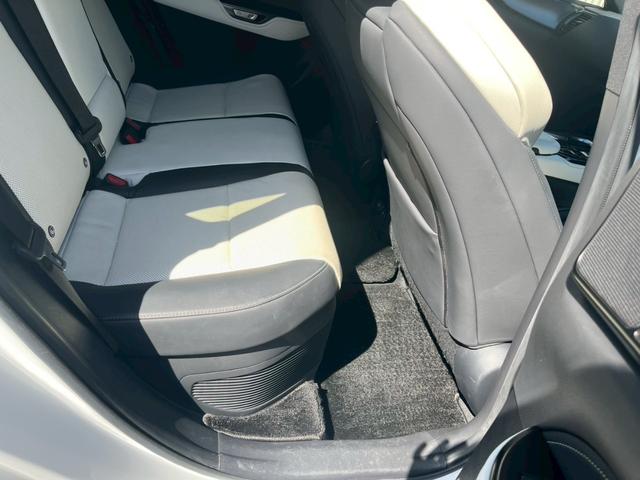 ＮＸ ＮＸ３５０ｈ　Ｆスポーツ　ホワイトレザーシート　ドライブレコーダー　全周囲カメラ　クリアランスソナー　オートクルーズコントロール　レーンアシスト　パークアシスト　衝突被害軽減システム　サンルーフ　ナビ　オートマチックハイビーム（47枚目）