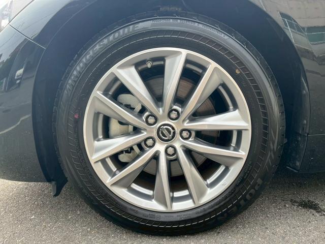 スカイライン ＧＴ　ドライブレコーダー　クリアランスソナー　オートクルーズコントロール　衝突被害軽減システム　全周囲カメラ　ナビ　ＴＶ　アルミホイール　オートライト　ＬＥＤヘッドランプ　ＡＴ　スマートキー　電動格納ミラー（26枚目）