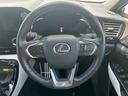 ＮＸ ＮＸ３５０ｈ　Ｆスポーツ　ホワイトレザーシート　ドライブレコーダー　全周囲カメラ　クリアランスソナー　オートクルーズコントロール　レーンアシスト　パークアシスト　衝突被害軽減システム　サンルーフ　ナビ　オートマチックハイビーム（3枚目）