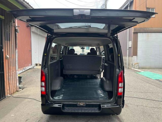 ハイエースバン ロングスーパーＧＬ　ディスプレイオーディオ／ＥＴＣ車載器／玄武ローダウンブロック／ホワイトレタータイヤ（27枚目）