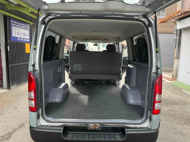 ハイエースバン ロングスーパーＧＬ　オリジナルカラー／ホワイトレタータイヤ／ディーゼル／ＥＴＣ車載器／キーレス／両側スライドドア（31枚目）