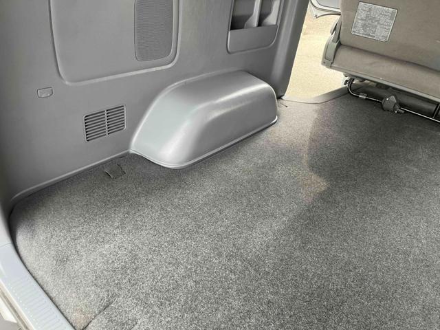 ハイエースバン ロングスーパーＧＬ　オリジナルカラー／ホワイトレタータイヤ／ディーゼル／ＥＴＣ車載器／キーレス／両側スライドドア（35枚目）