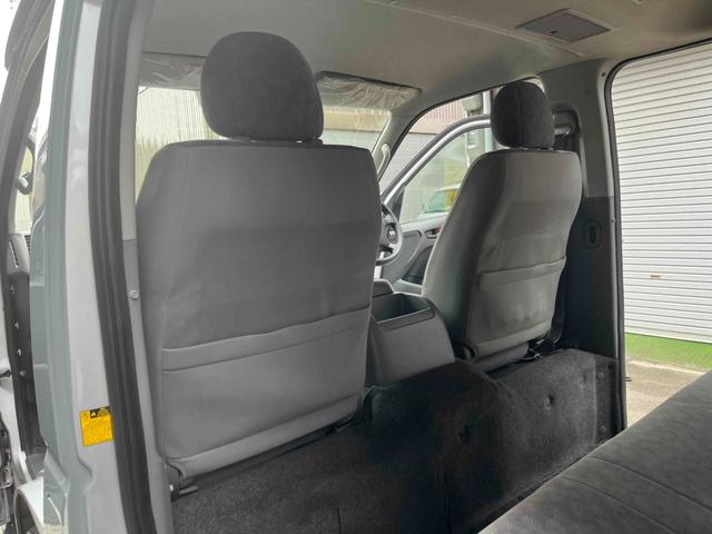 ハイエースバン ロングスーパーＧＬ　オリジナルカラー／ホワイトレタータイヤ／ディーゼル／ＥＴＣ車載器／キーレス／両側スライドドア（41枚目）