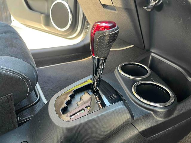 アクア Ｇ　Ｇ’ｓ　スマートキー／ＥＴＣ車載器／Ｂｌｕｅｔｏｏｔｈオーディオ／ステリングスイッチ／バックカメラ／１７インチアルミホイール／ハーフレザーシート／フロマットＧＳ’（21枚目）