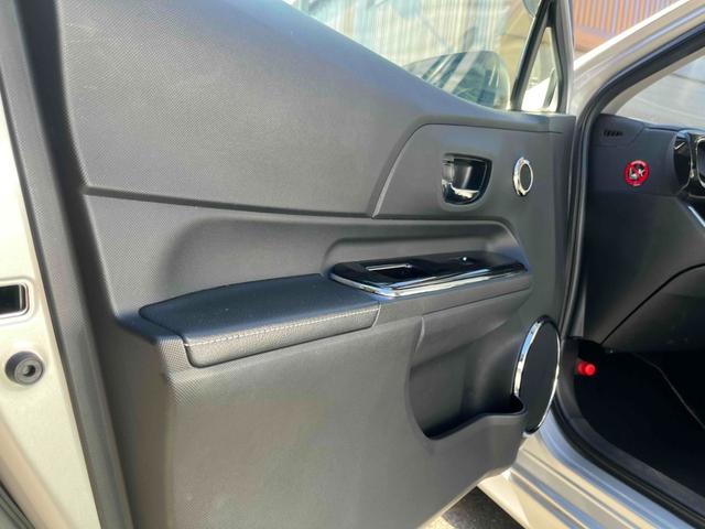 アクア Ｇ　Ｇ’ｓ　スマートキー／ＥＴＣ車載器／Ｂｌｕｅｔｏｏｔｈオーディオ／ステリングスイッチ／バックカメラ／１７インチアルミホイール／ハーフレザーシート／フロマットＧＳ’（49枚目）