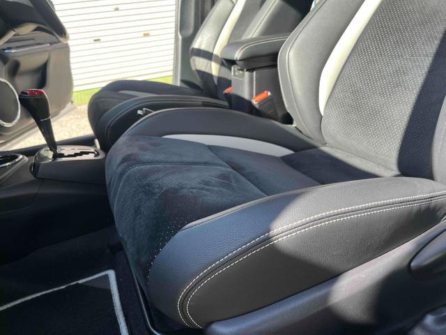 アクア Ｇ　Ｇ’ｓ　スマートキー／ＥＴＣ車載器／Ｂｌｕｅｔｏｏｔｈオーディオ／ステリングスイッチ／バックカメラ／１７インチアルミホイール／ハーフレザーシート／フロマットＧＳ’（52枚目）