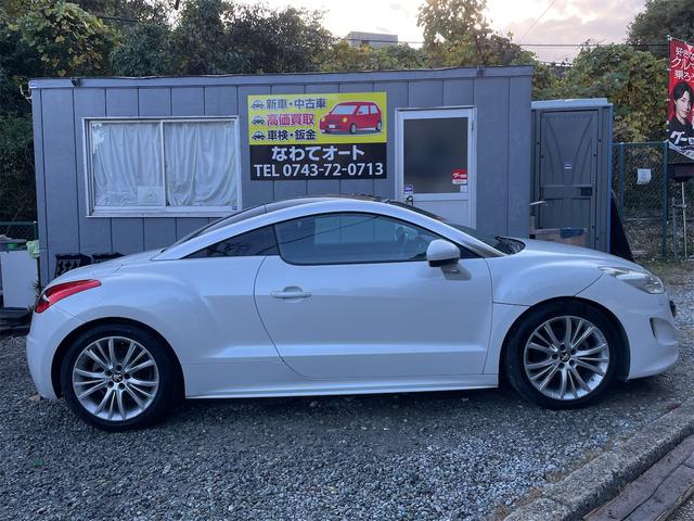 提携の整備工場にて整備点検をしっかり行いお届けいたします