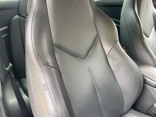 大きな破れやほつれもなく比較的綺麗な状態のシートでございます