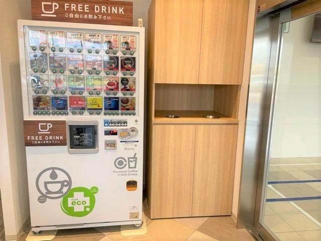 アエラス　フリップダウンモニター　純正ナビ　バックカメラ　ＥＴＣ　クルーズコントロール　ＨＩＤライト　ステアリングリモコン　電動スライドドア　デュアルオートエアコン　スマートキー　禁煙車(75枚目)