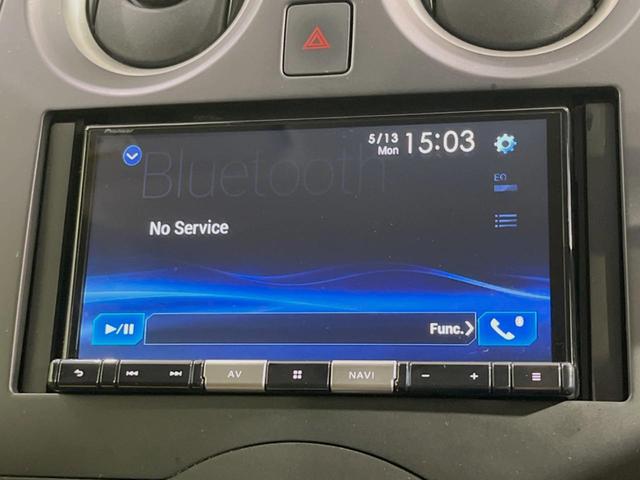 Ｘ　全周囲カメラ　ナビ　エマージェンシーブレーキ　Ｂｌｕｅｔｏｏｔｈ　ＥＴＣ　フロント／バックソナー　踏み間違い防止アシスト　オートライト　インテリジェントキー　プライバシーガラス　電動格納ミラー(3枚目)