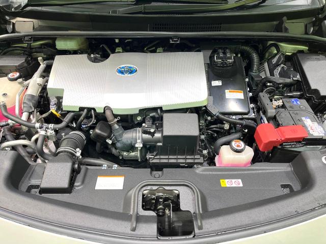 プリウスＰＨＶ Ａレザーパッケージ　メーカー純正１１インチナビ　バックカメラ　トヨタセーフティセンス　レーダークルーズ　ブラインドスポットモニター　前席シートヒーター　パワーシート　純正１５アルミ　ＬＥＤヘッド　オートハイビーム　禁煙車（18枚目）