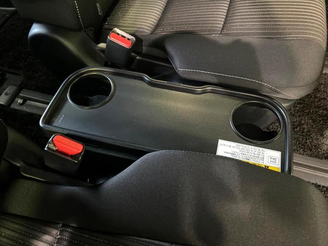 ヴォクシー ＺＳ　煌　純正ナビ　Ｂｌｕｅｔｏｏｔｈ　両側電動スライドドア　セーフティセンス　クルーズコントロール　リアオートエアコン　ＬＥＤヘッドライト　ＥＴＣ　ドラレコ　バックカメラ　左右独立オートエアコン　スマートキー（42枚目）