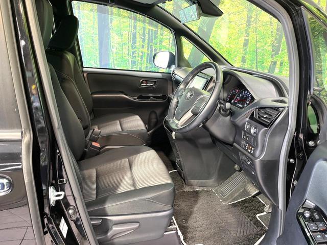 ヴォクシー ＺＳ　煌　純正ナビ　Ｂｌｕｅｔｏｏｔｈ　両側電動スライドドア　セーフティセンス　クルーズコントロール　リアオートエアコン　ＬＥＤヘッドライト　ＥＴＣ　ドラレコ　バックカメラ　左右独立オートエアコン　スマートキー（45枚目）