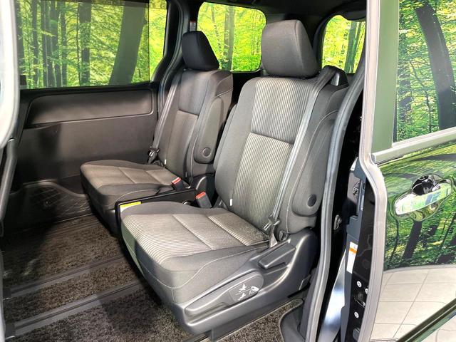 ヴォクシー ＺＳ　煌　純正ナビ　Ｂｌｕｅｔｏｏｔｈ　両側電動スライドドア　セーフティセンス　クルーズコントロール　リアオートエアコン　ＬＥＤヘッドライト　ＥＴＣ　ドラレコ　バックカメラ　左右独立オートエアコン　スマートキー（46枚目）
